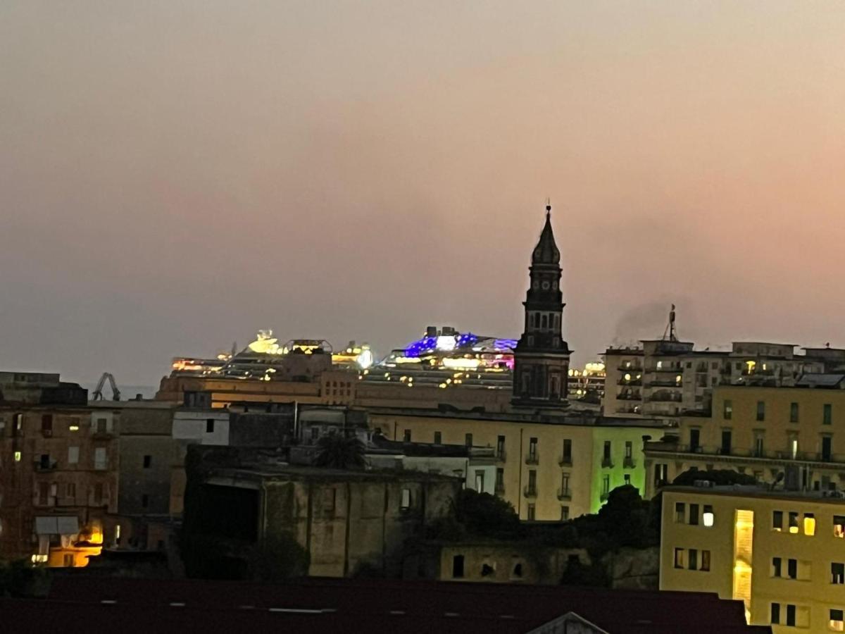 Core&Core2 Lejlighed Napoli Eksteriør billede